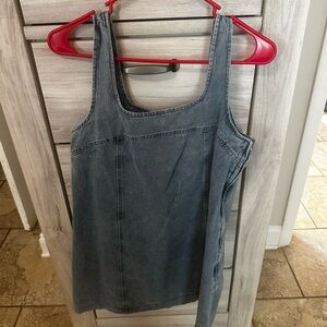 Le Lis Women's Blue Denim dress. Like new, only washed. Size small
